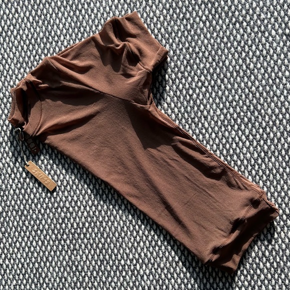 NWT SKIMS Summer Mesh Shirt - Picture 3 of 7